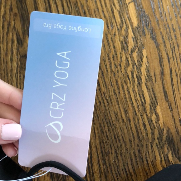 NWT Yoga top - Picture 3 of 3